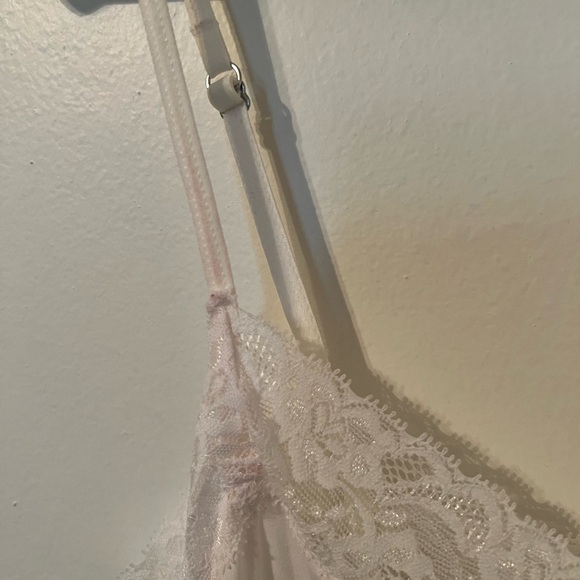 Jones New York White slip size Medium - Picture 3 of 7